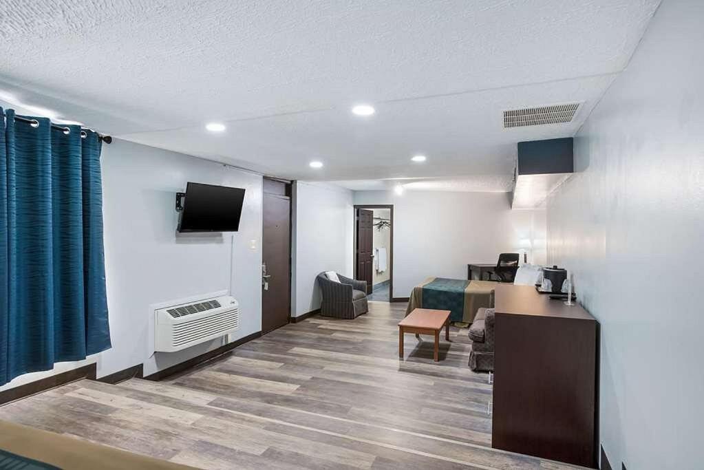 Red Carpet Inn & Suites Nj-73 Геммонтон Екстер'єр фото